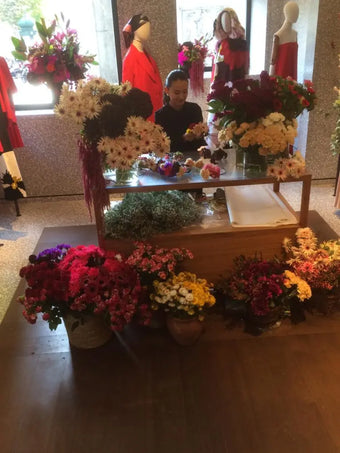 VALENTINO - Atelier Floral (Sept 2018) DEBEAULIEU