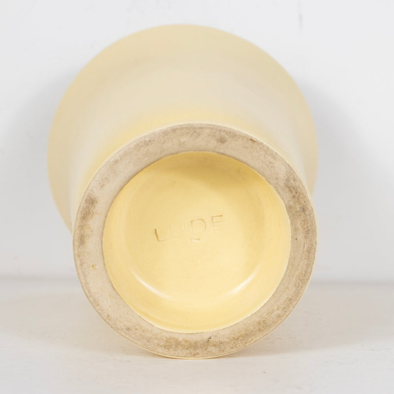 Vase jaune LUDE DEBEAULIEU