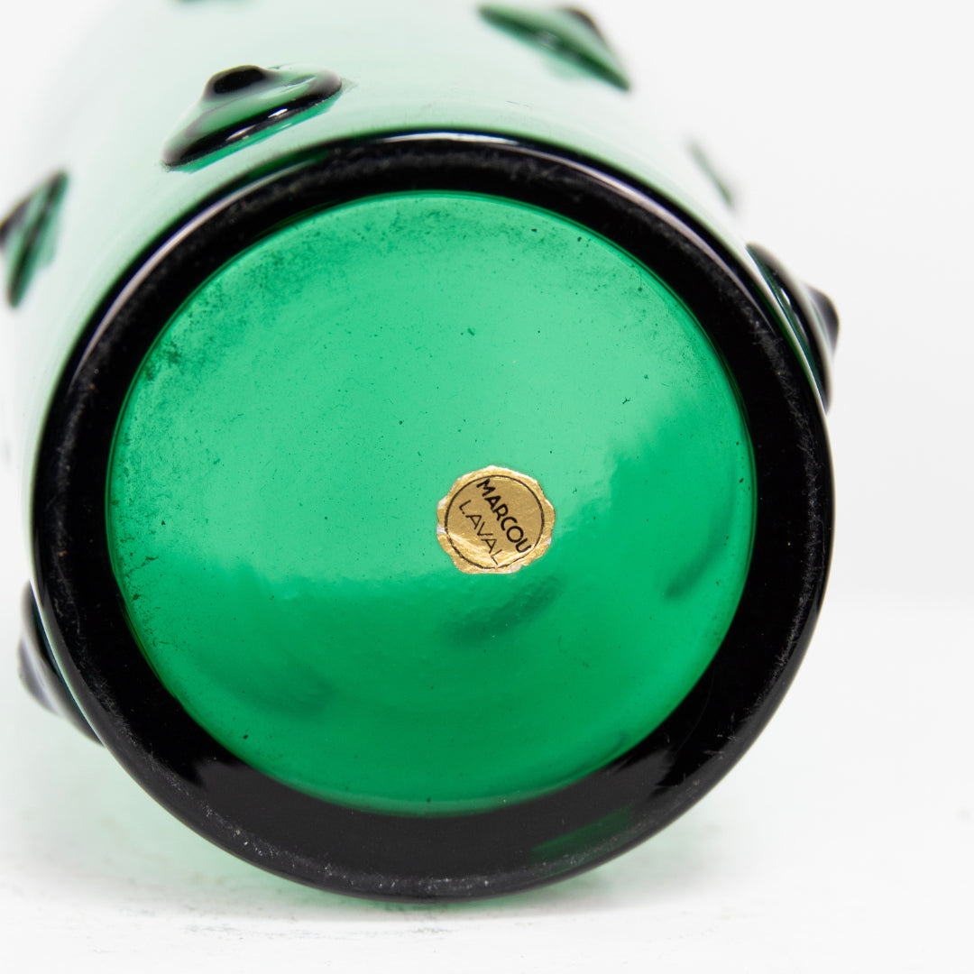 Vase verre soufflé vert, pastille en relief DEBEAULIEU