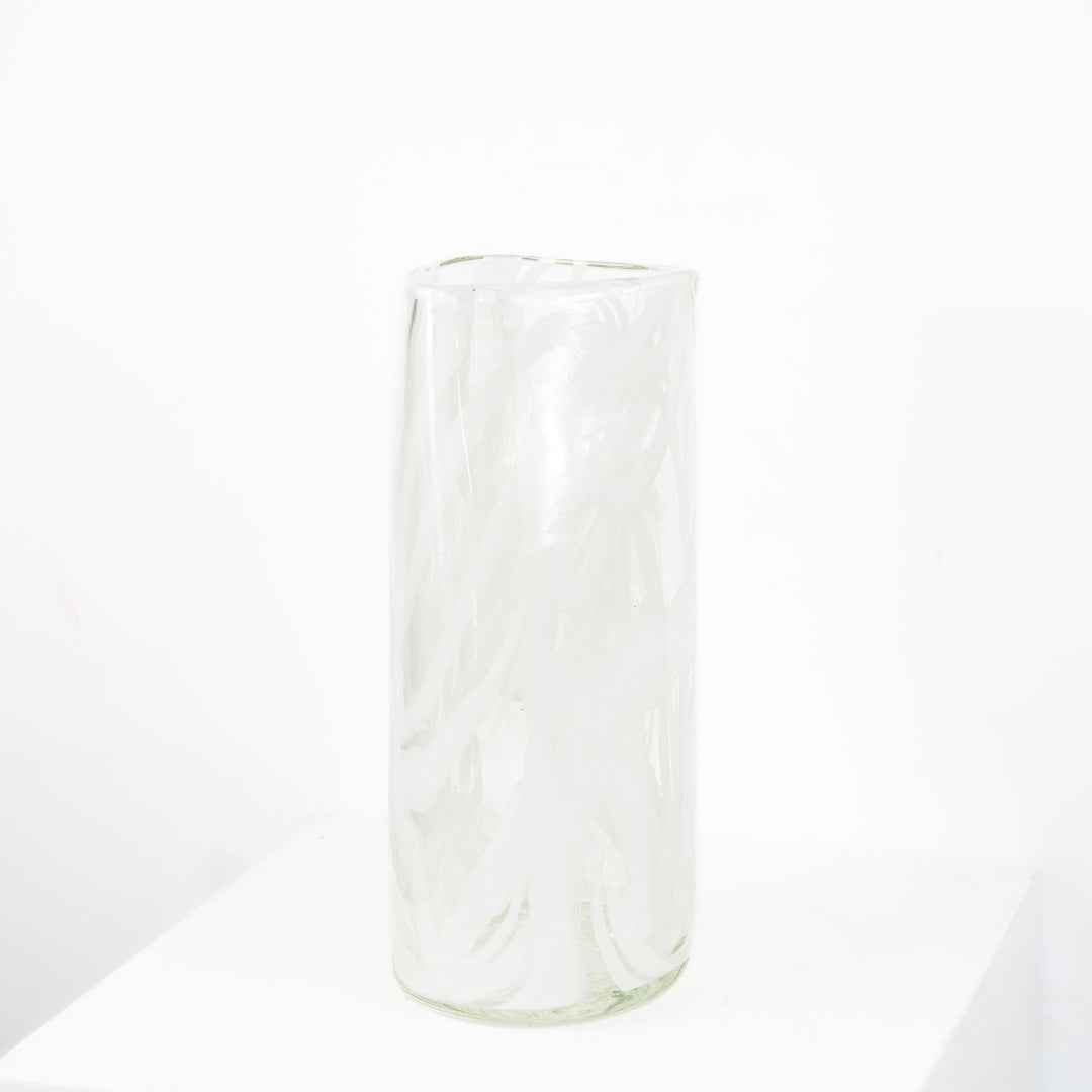 Vase tacheté blanc DEBEAULIEU