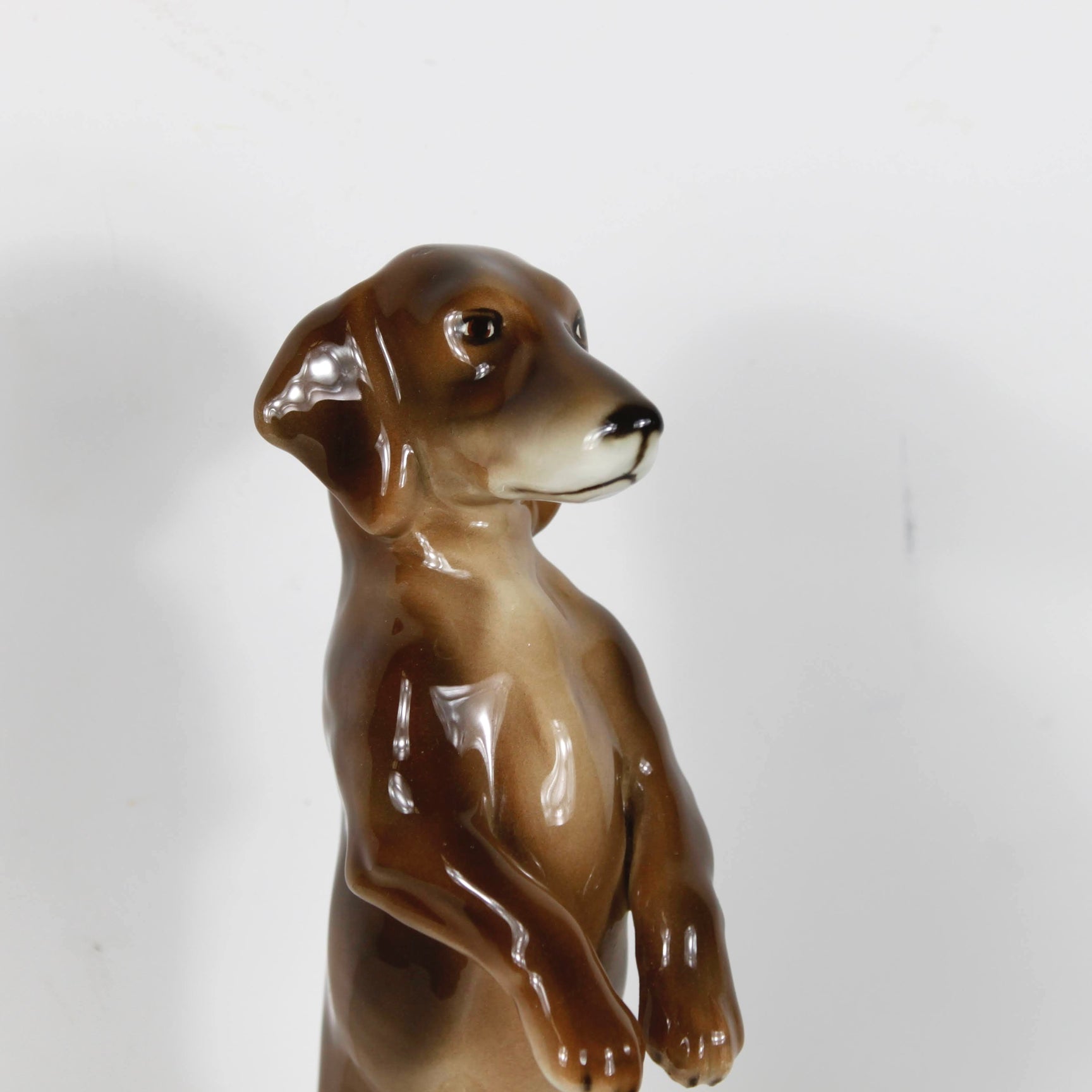 Teckel en faïence DEBEAULIEU PARIS