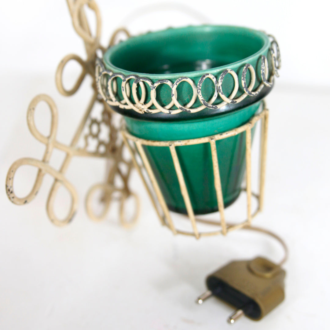 Applique Mathieu Matégot