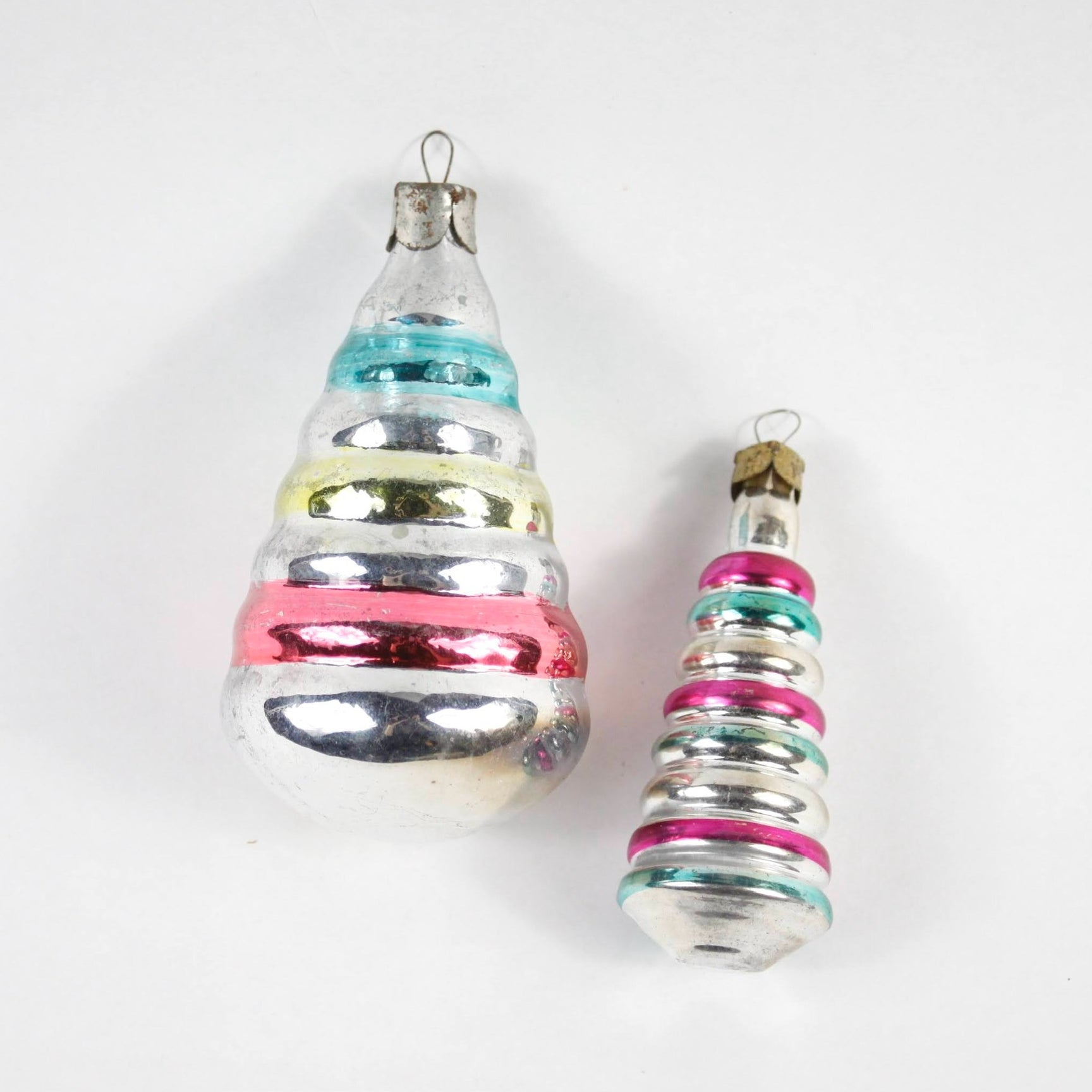 Sapin vintage DEBEAULIEU