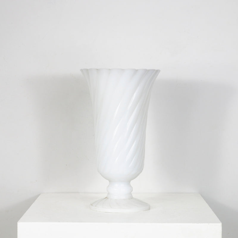 Vase opaline DEBEAULIEU