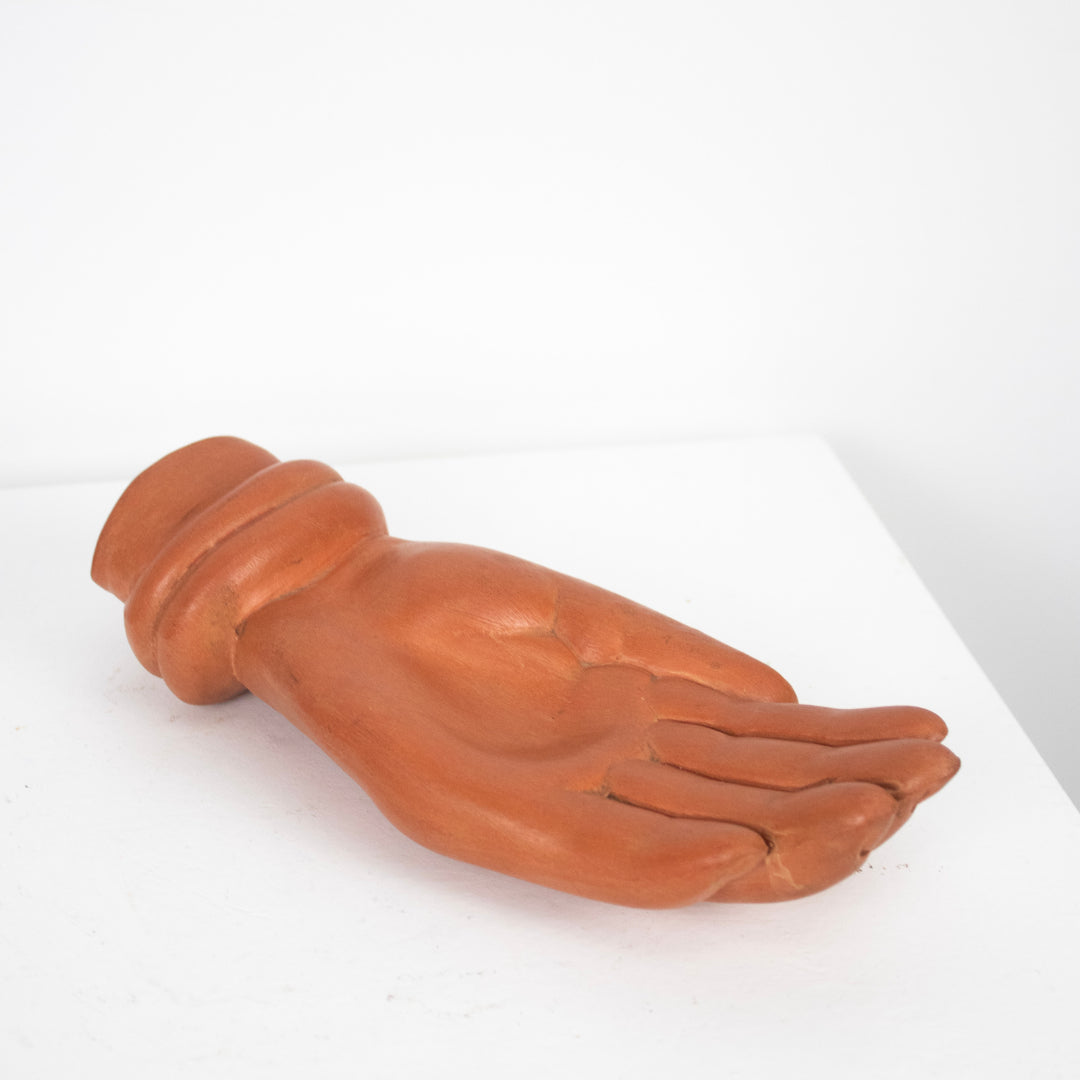 Main Argile Jean Marais DEBEAULIEU