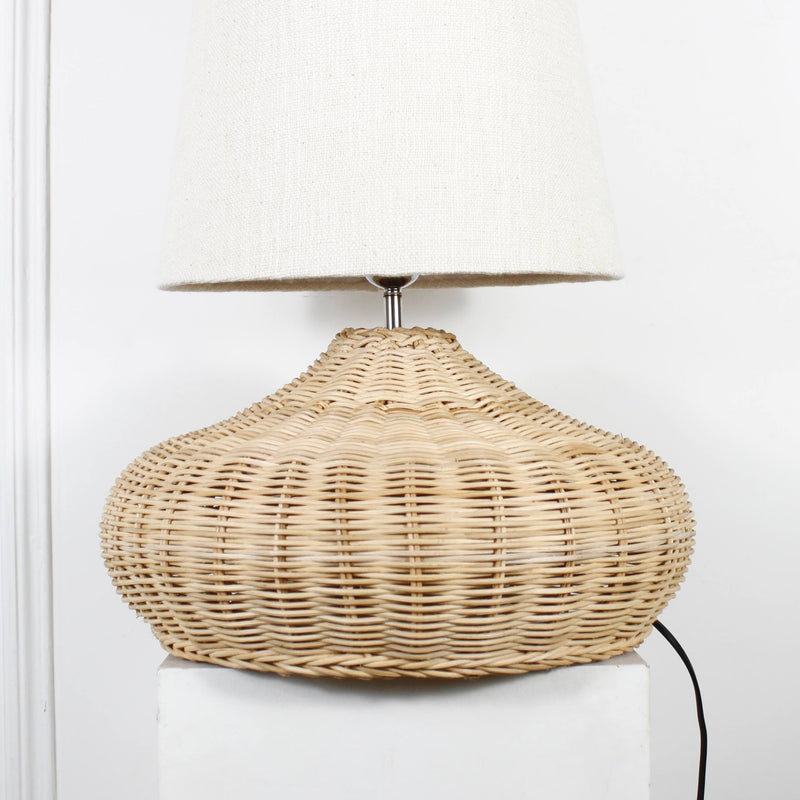 Lampe en rotin DEBEAULIEU PARIS