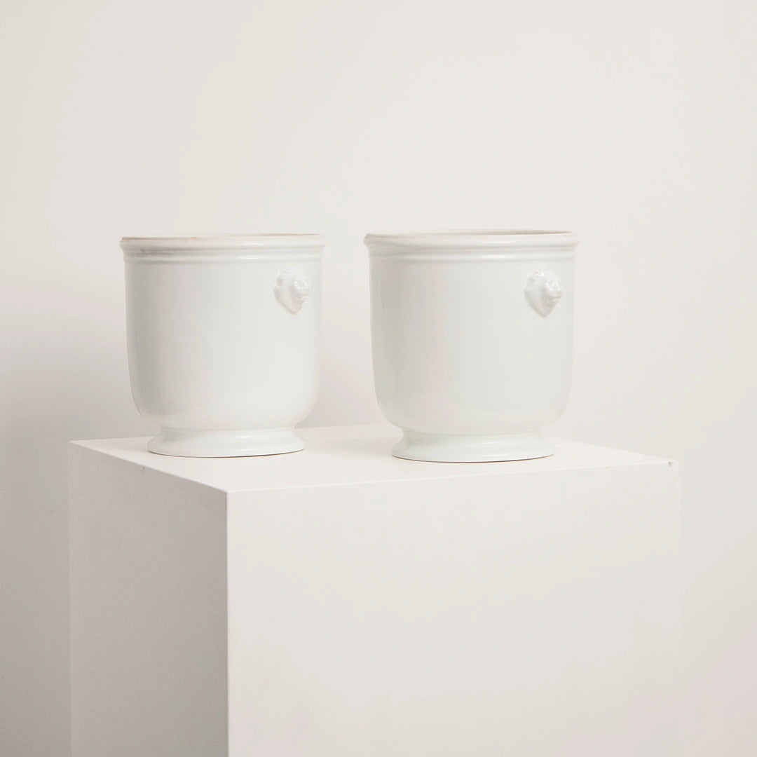 Cache-Pot en Porcelaine à Têtes de Lion DEBEAULIEU
