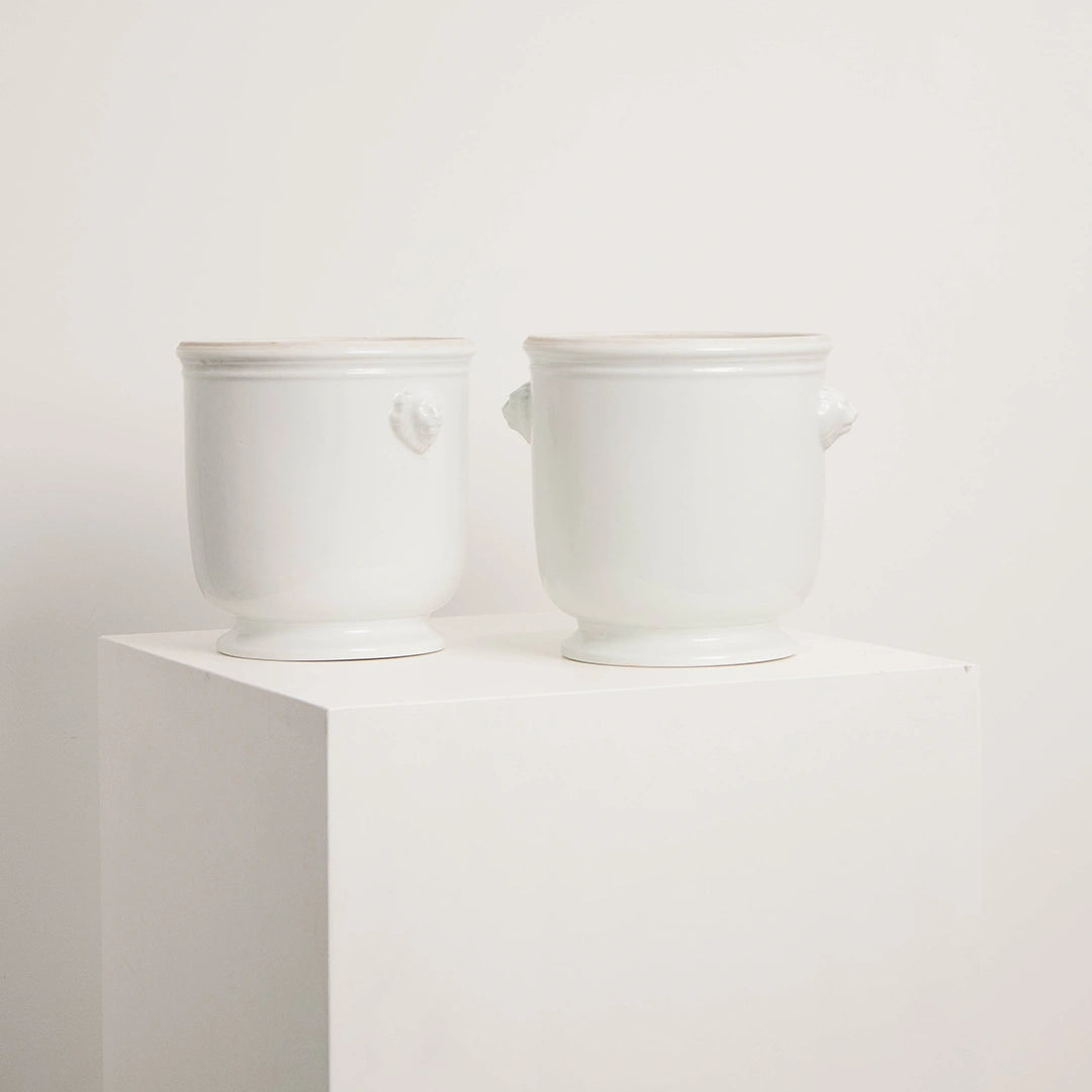 Cache-Pot en Porcelaine à Têtes de Lion DEBEAULIEU