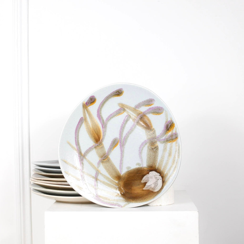 Assiettes en faïence de Pornic DEBEAULIEU