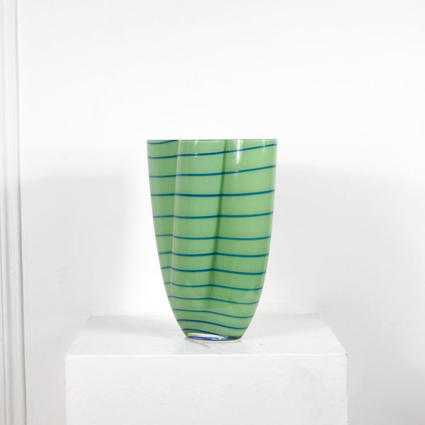 Vase menthe DEBEAULIEU