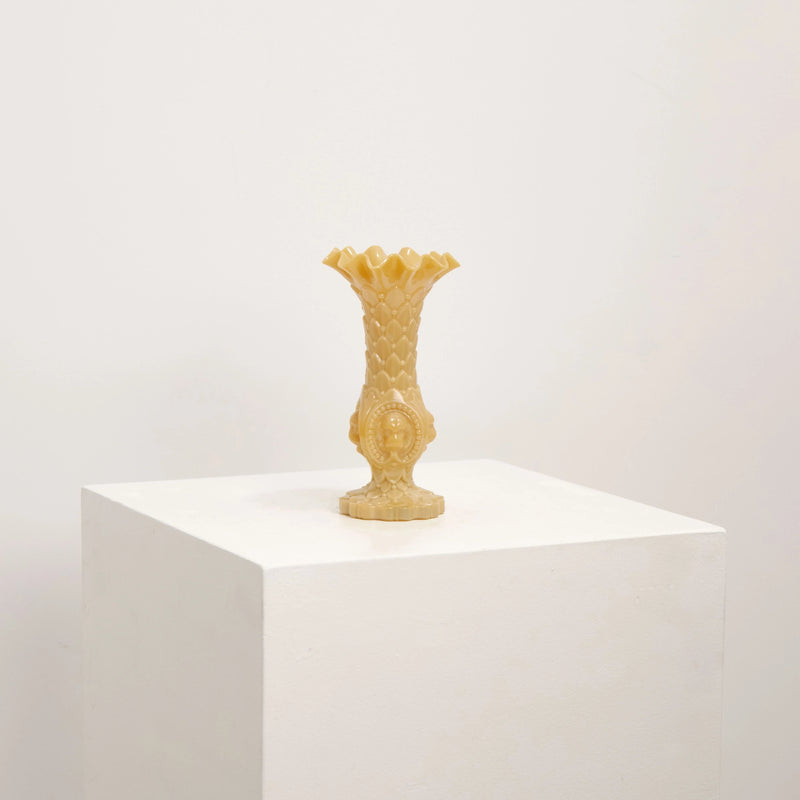 Soliflore Baroque en Verre Pressé Caramel DEBEAULIEU