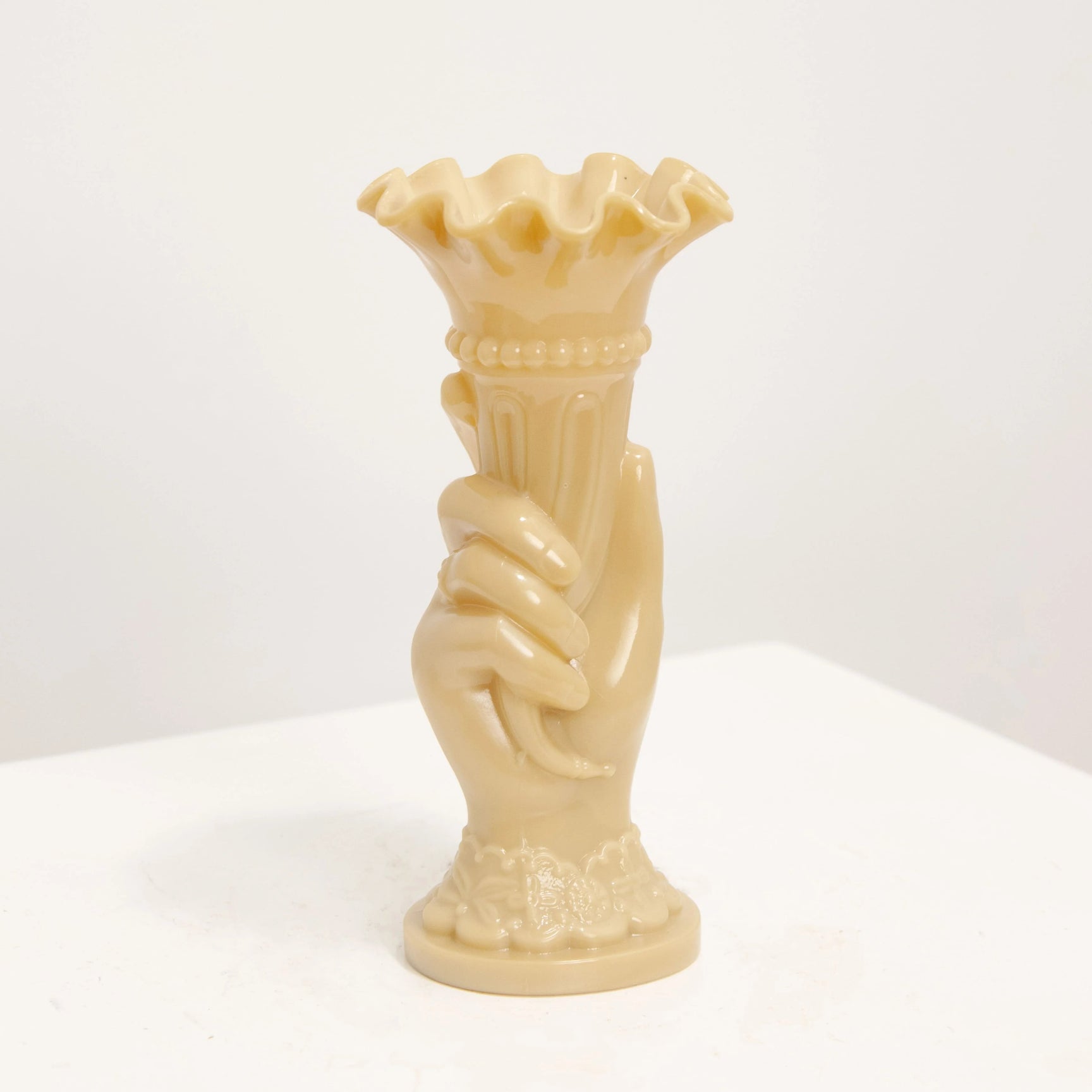 Soliflore Main en Verre Pressé Crème DEBEAULIEU