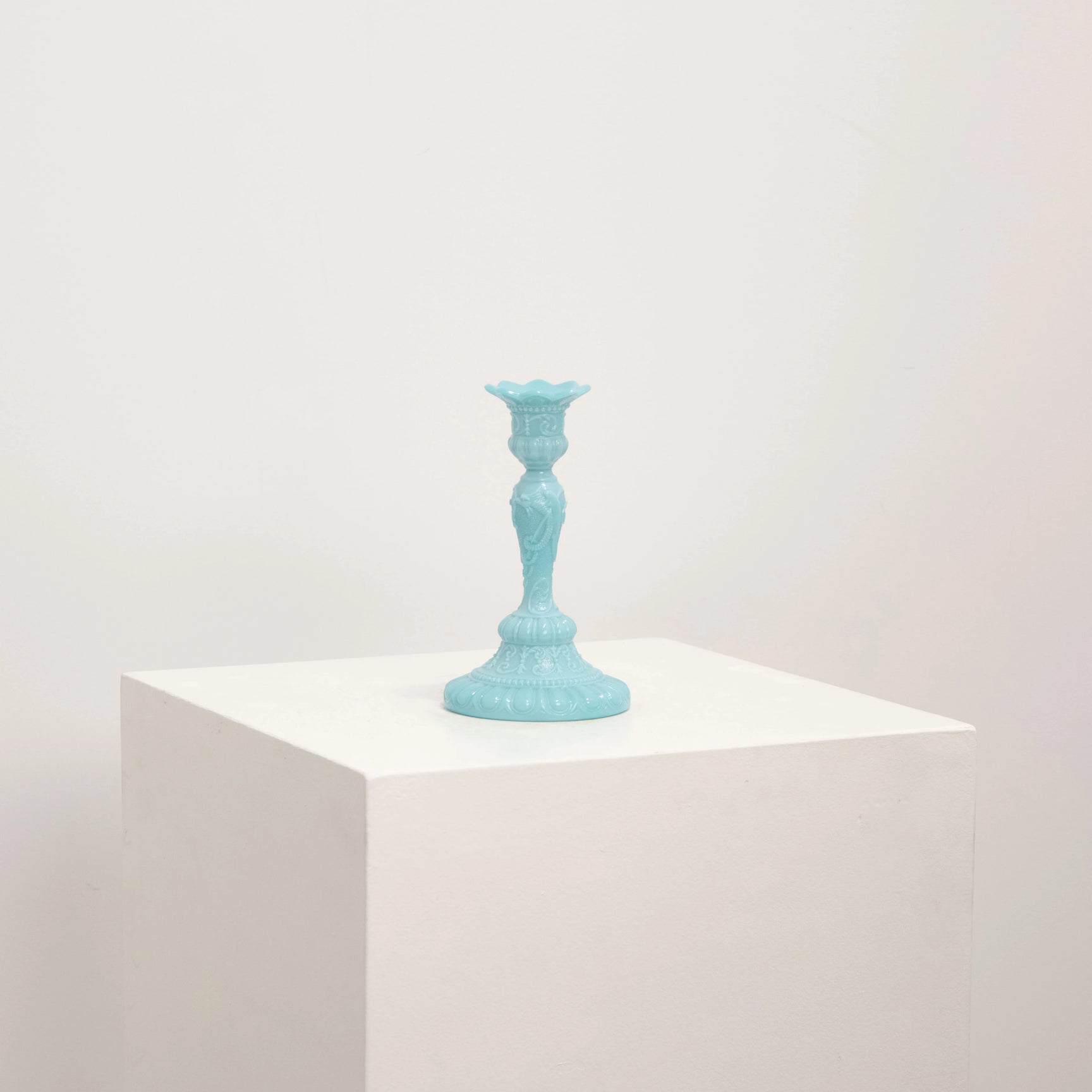 Bougeoir en Opaline Bleu Céleste DEBEAULIEU