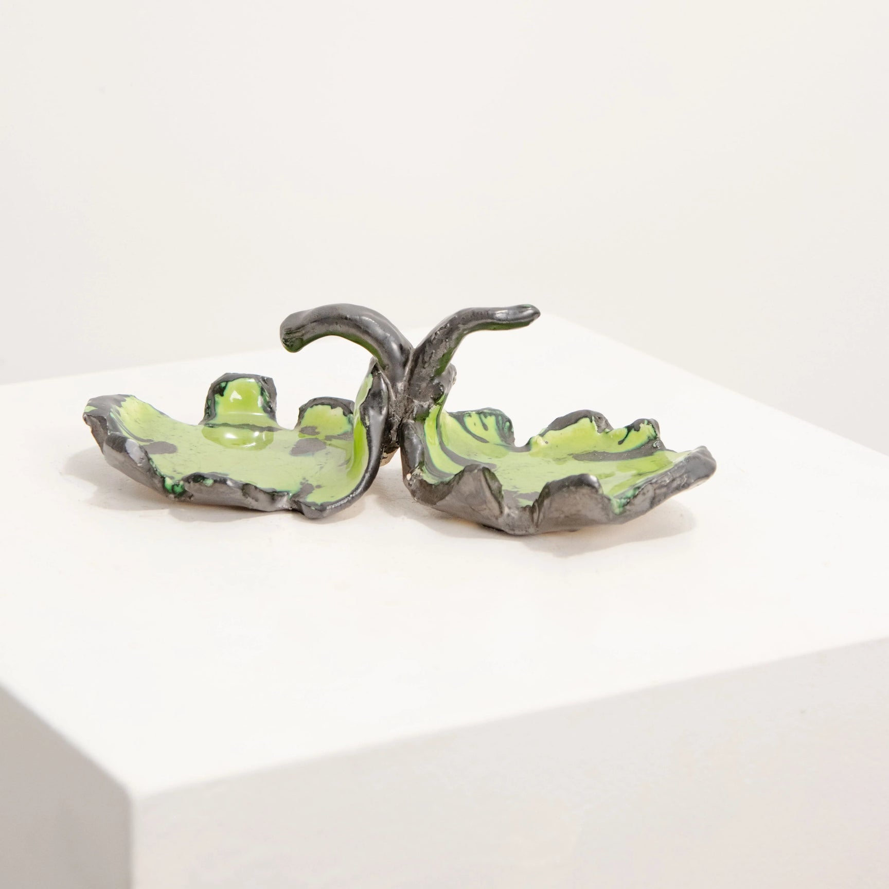 Double Coupelle Signée Viviane Kapotz DEBEAULIEU