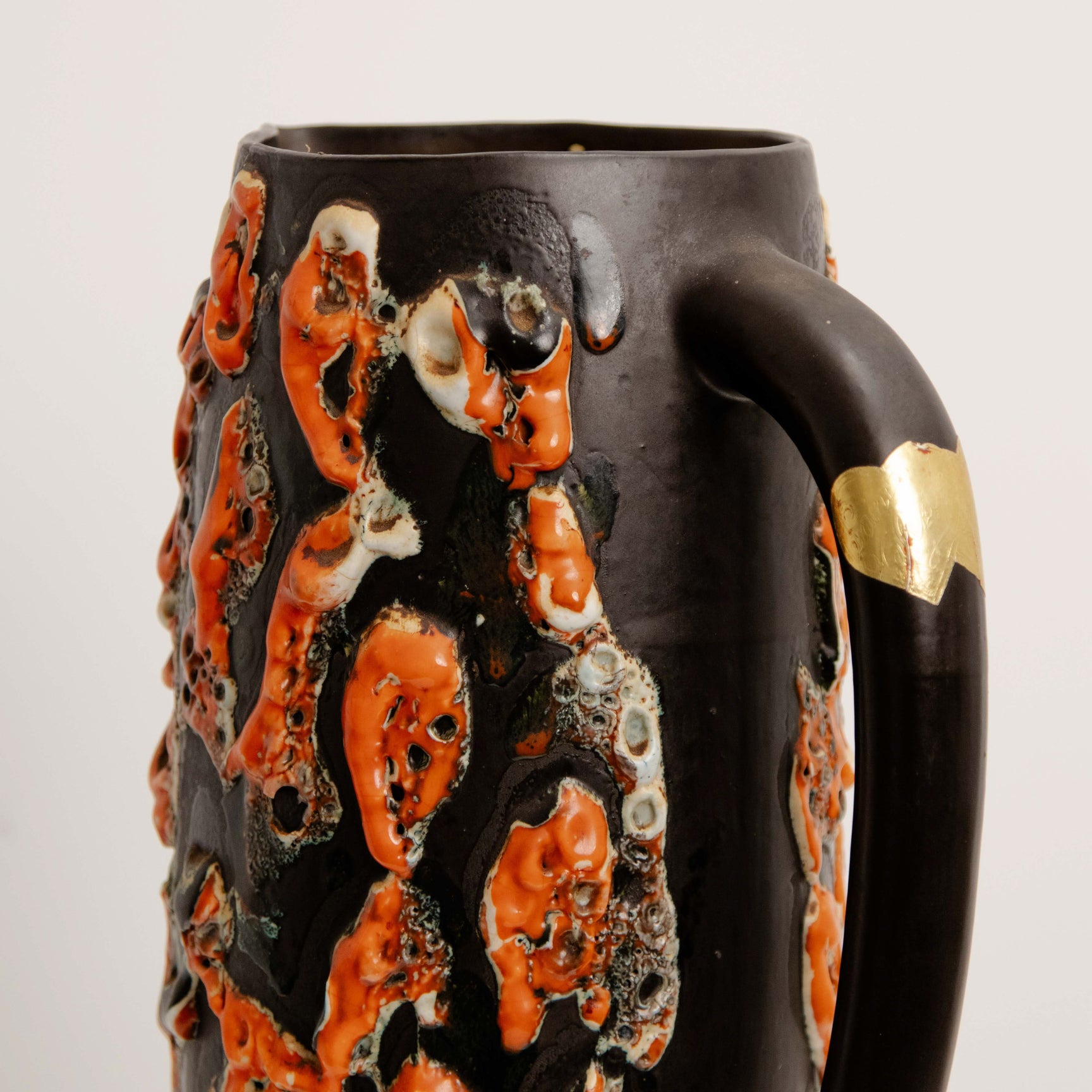 Pichet Sculptural Fat Lava DEBEAULIEU