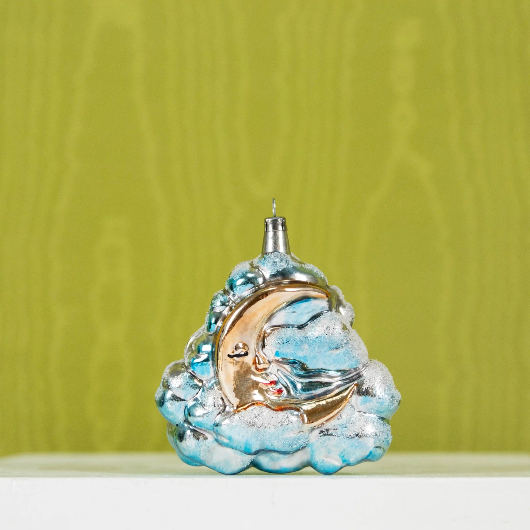 Lune dans un nuage Nostalgie