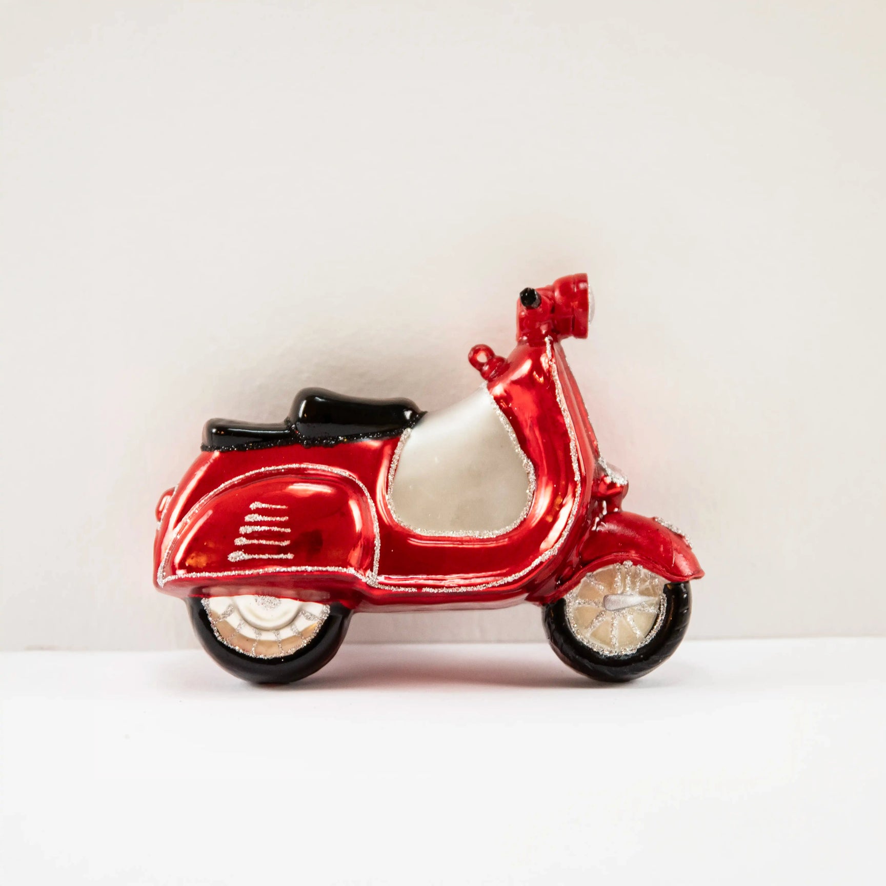 Ornement Scooter rouge VONDELS