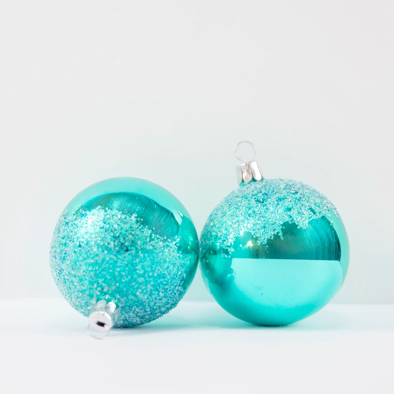 Boule givrée turquoise Ornex