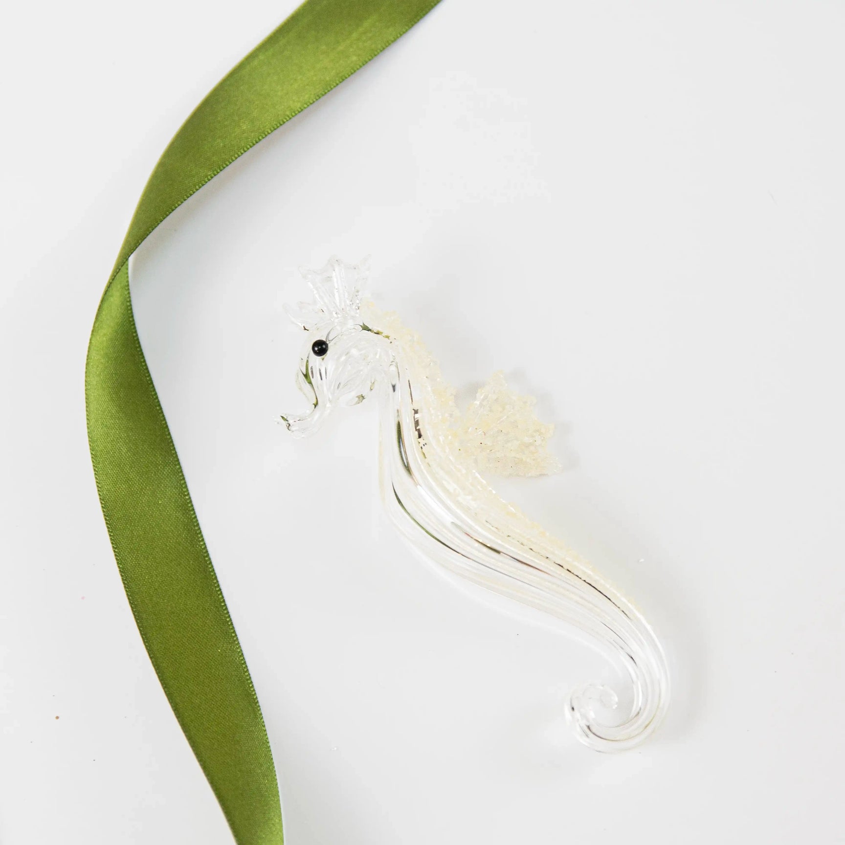 Ornement Hippocampe givré Shishi