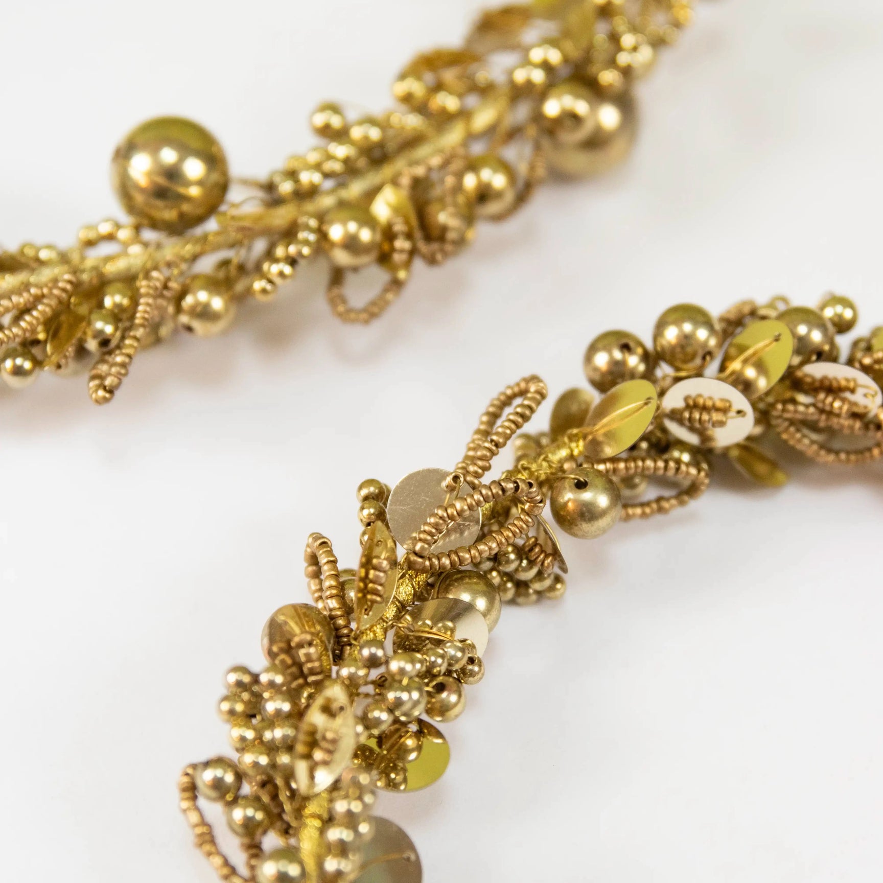 Couronne de perles dorée Shishi