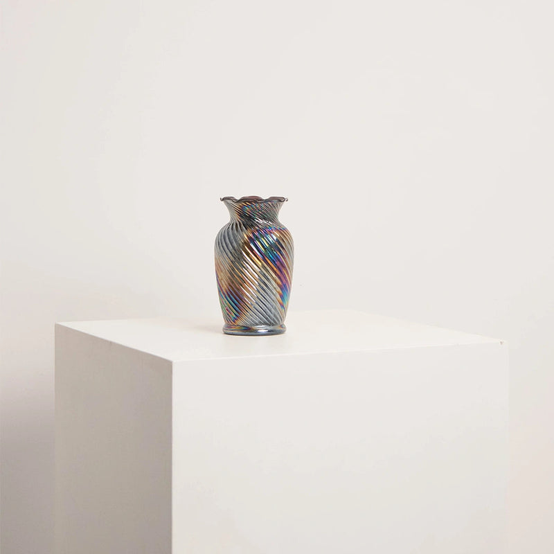 Petit Vase en Verre Irisé Torsadé DEBEAULIEU
