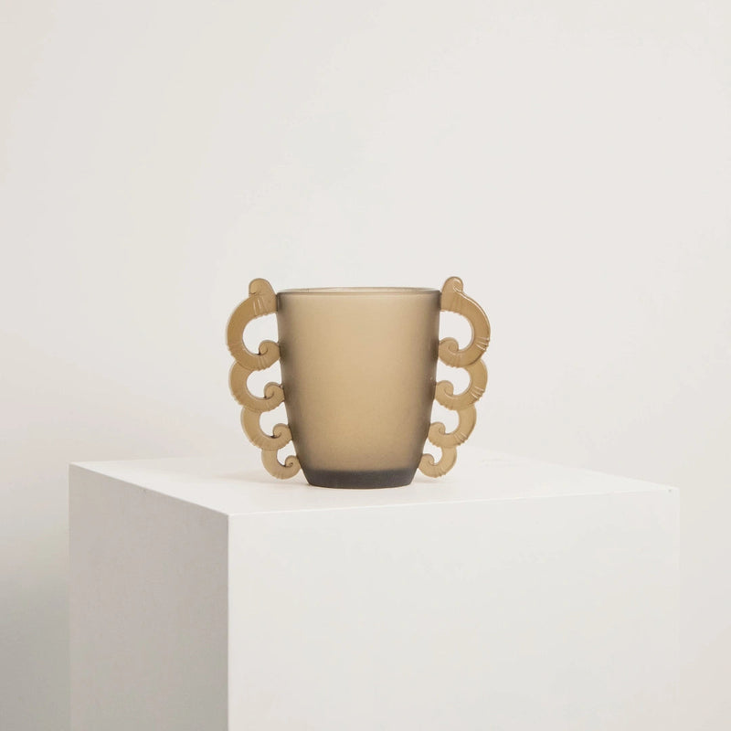 Vase en Verre Dépoli Fumé à Anses Volutes DEBEAULIEU