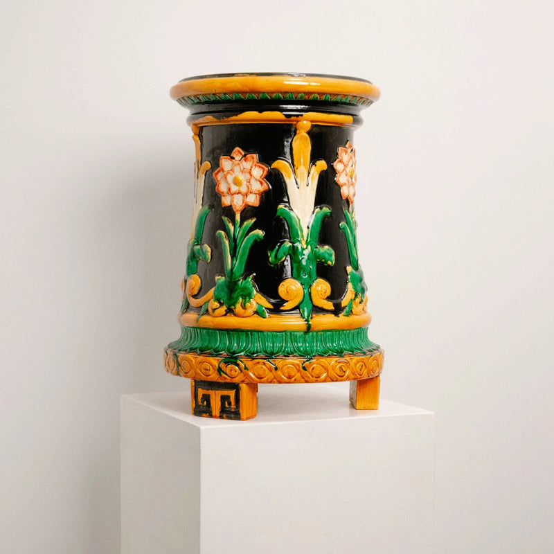 Stèle en Faïence Émaillée à Décor Floral DEBEAULIEU