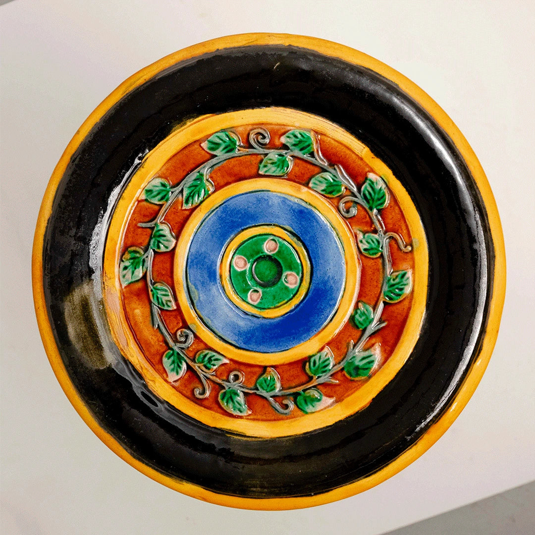 Stèle en Faïence Émaillée à Décor Floral DEBEAULIEU