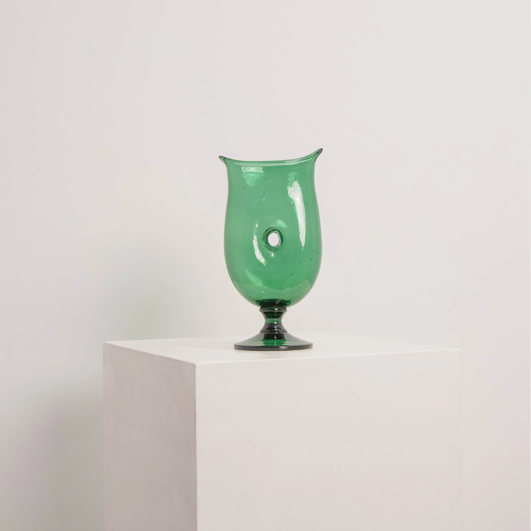 Vase Calice en Verre Émeraude DEBEAULIEU