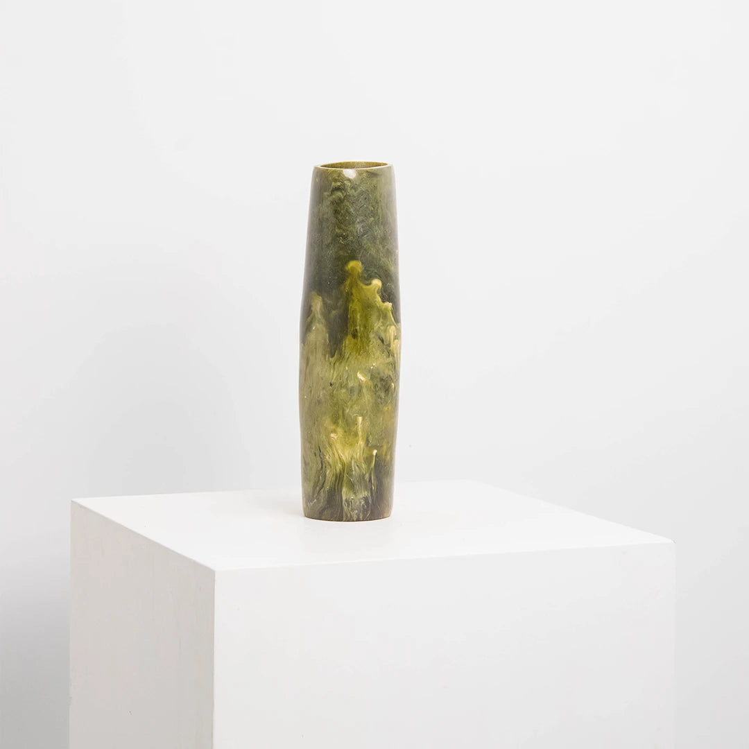 Vase Melu en Résine Verte BYBOO