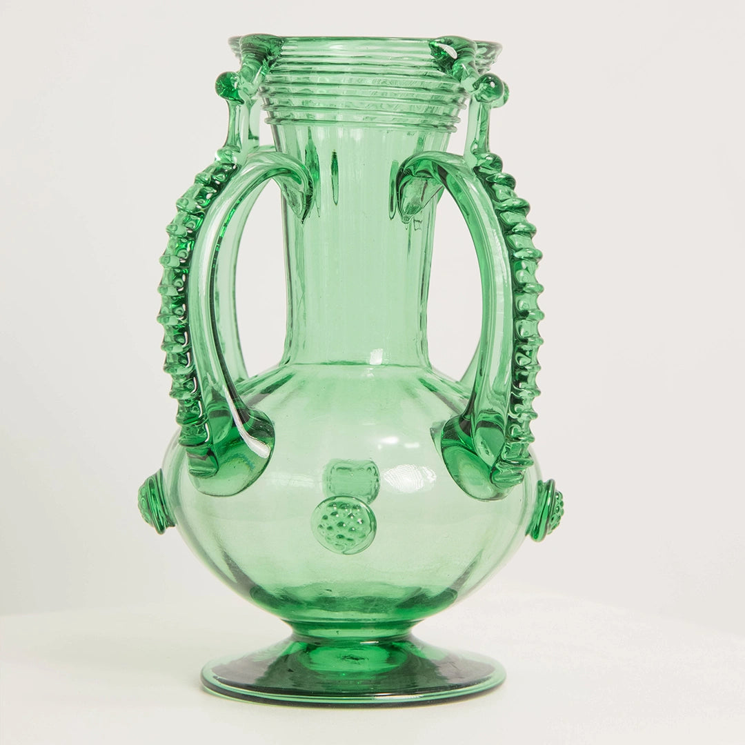 Vase en Verre Soufflé Vert à Quatre Anses DEBEAULIEU