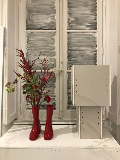 NODALETO, A VASE THAT SUITS OUR FEET WELL (FEBRUARY 20)