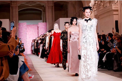 GIAMBATISTA VALLI, FLORAL WALL (MARCH 20)