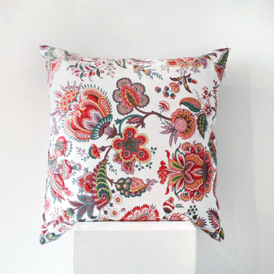 Coussin floral DEBEAULIEU PARIS