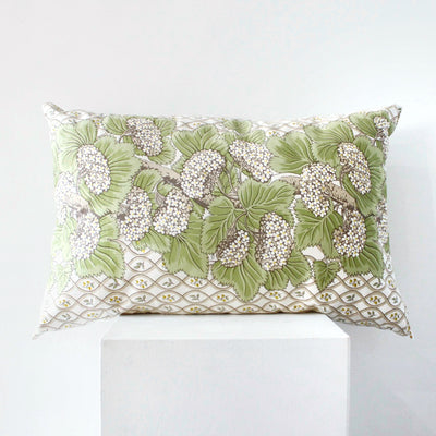 Coussin motif végétal DEBEAULIEU PARIS
