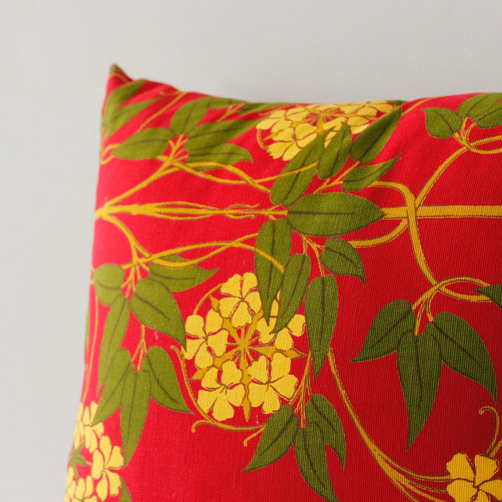 Coussin motif floral DEBEAULIEU PARIS
