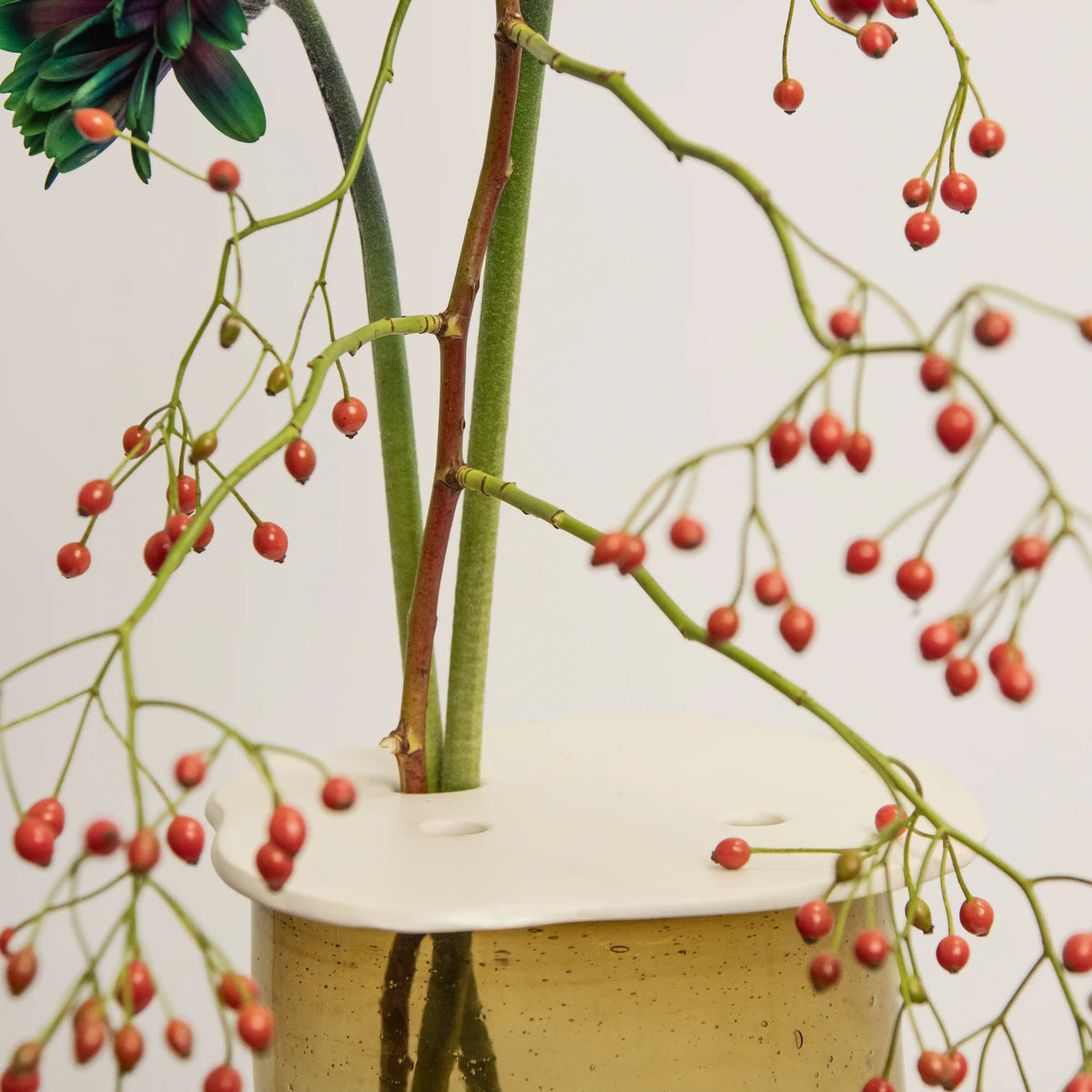 Pique-Fleurs DEBEAULIEU en Céramique Blanc DEBEAULIEU